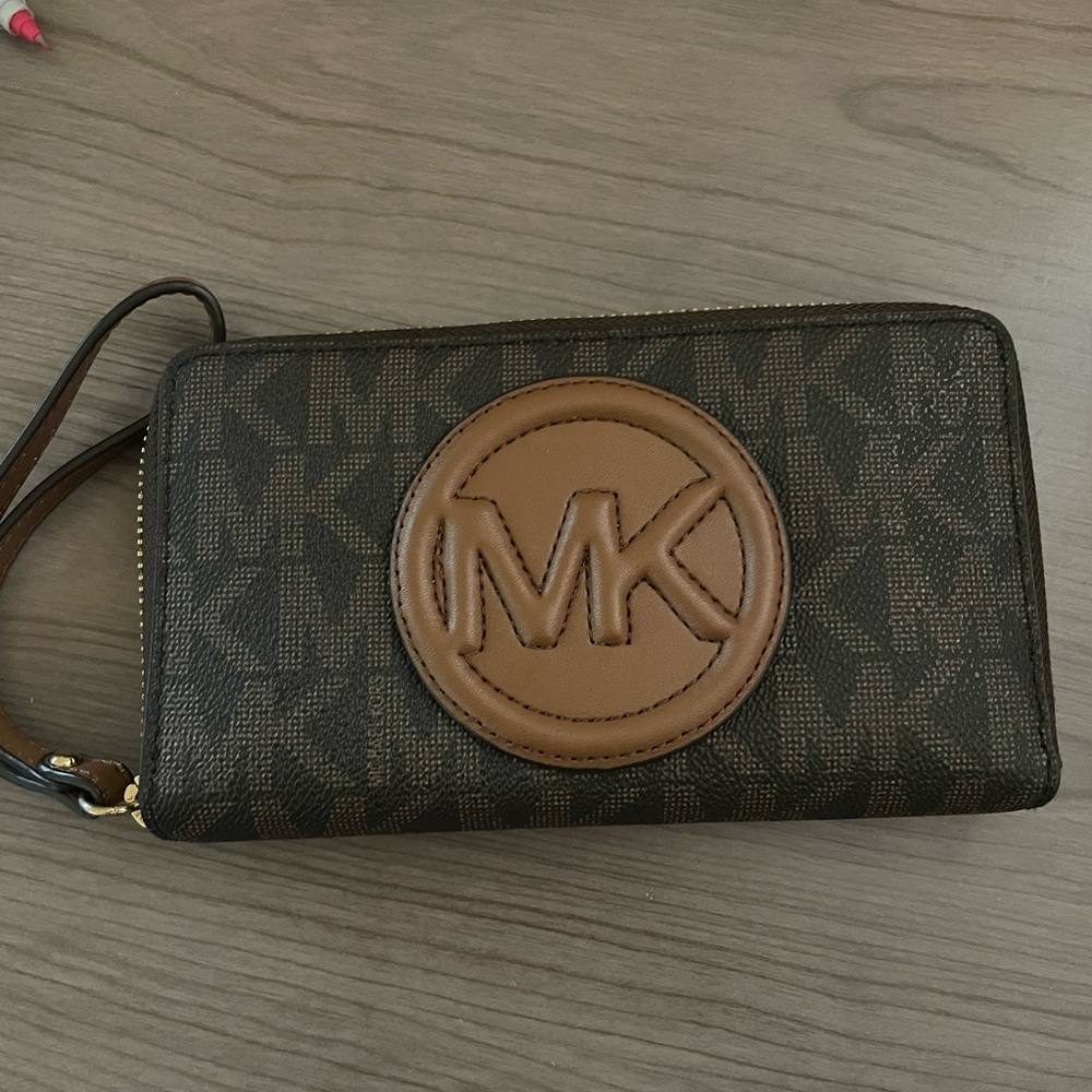 Michael Kors wallet